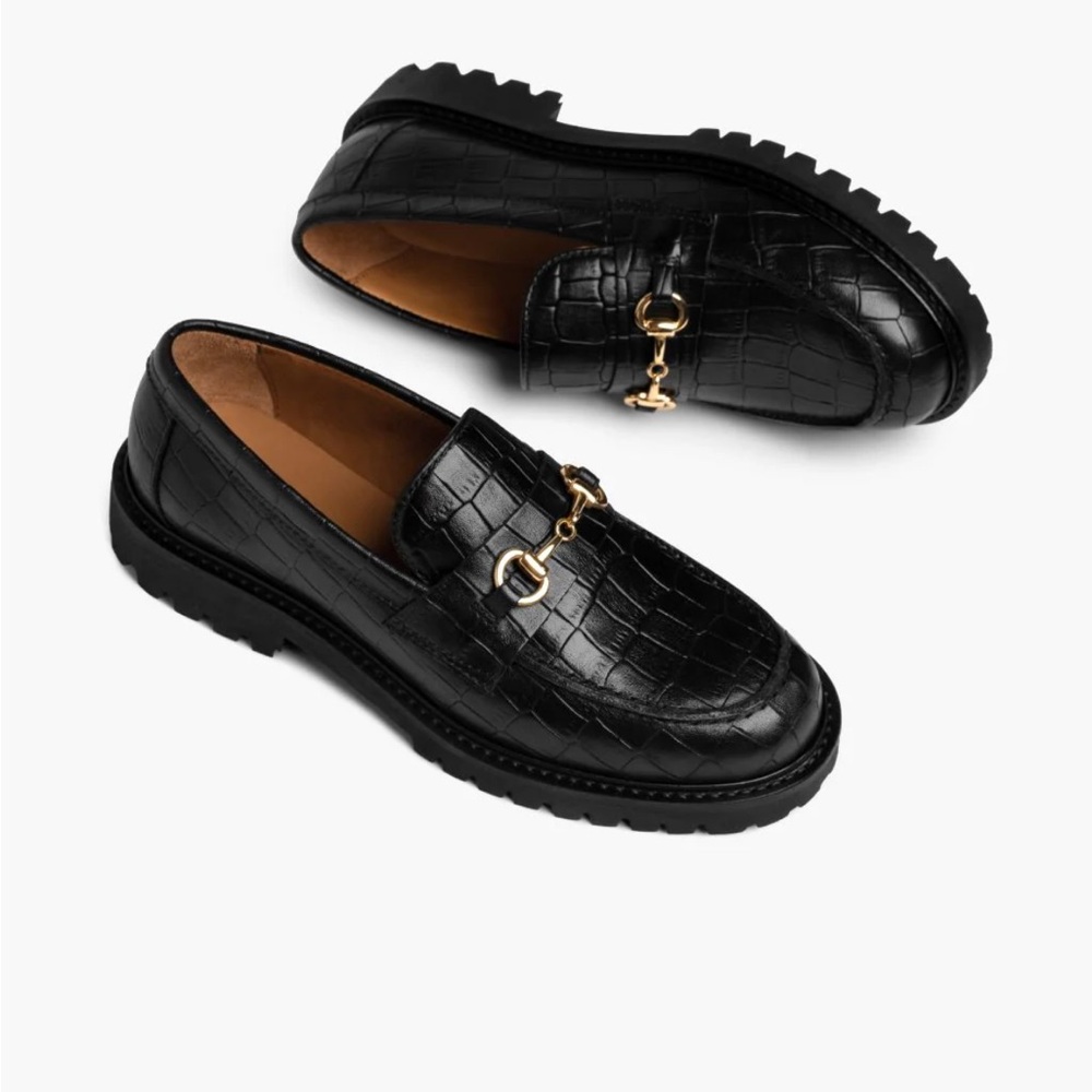 Thursday Black Leather Loafers